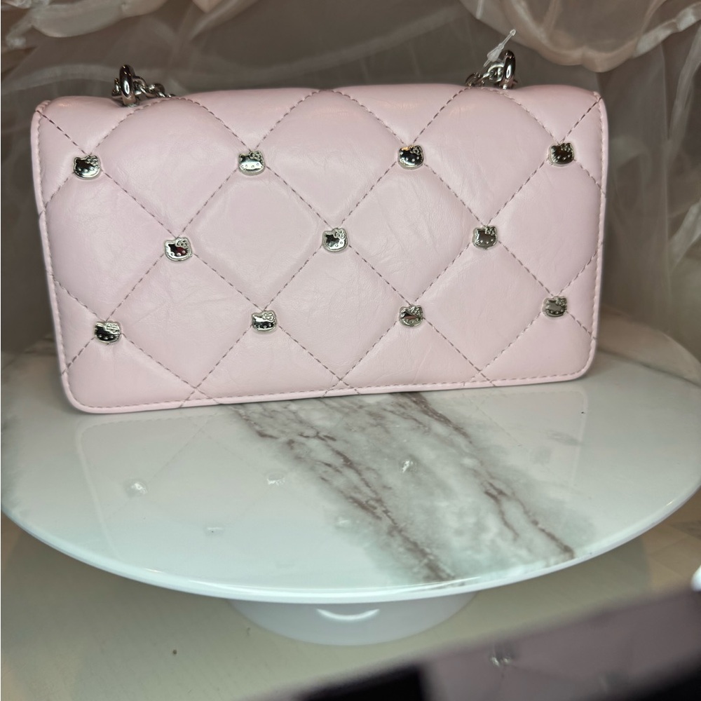 Hello Kitty Pink Designer Bag - Picture 3 of 8